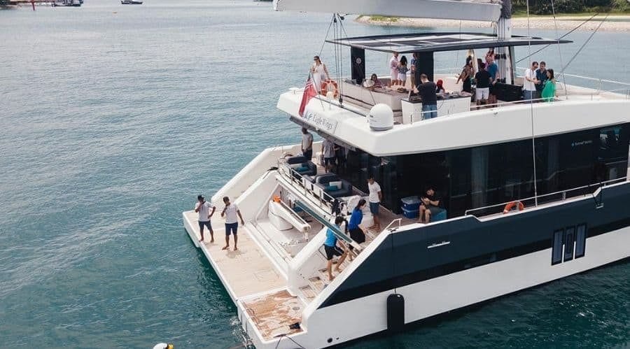 Private luxury yacht charter and liveaboard in South-East Asia with Yachting Experience